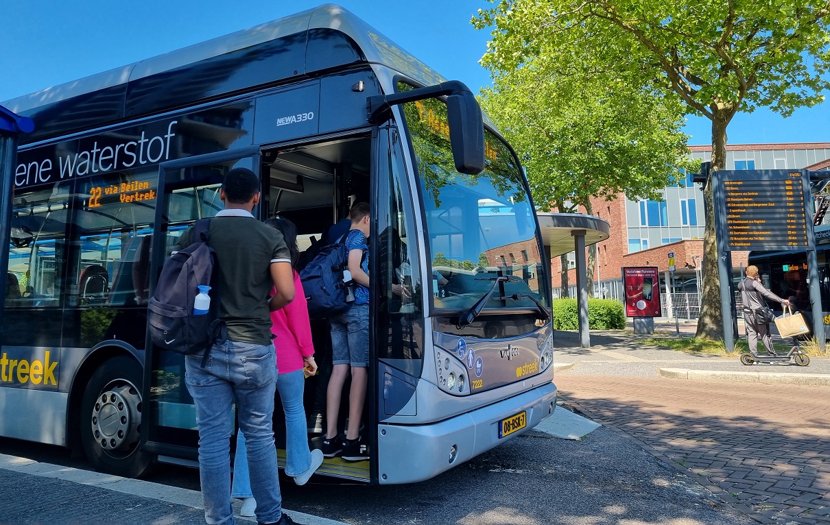 Zorgen om veiligheid rolstoelers in bus Drenthe